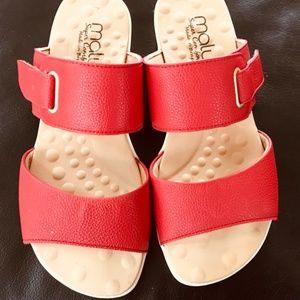 malu Women’s Slide Sandal, Cleo